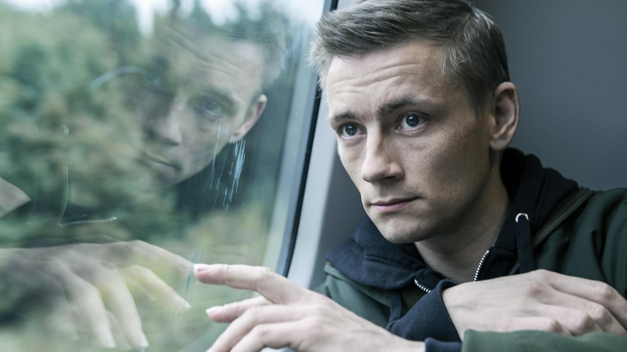 Films Et Séries Tv Avec Esben Smed Esben Smed om at spille skizofren: Livet kan ramle for os alle | Kultur