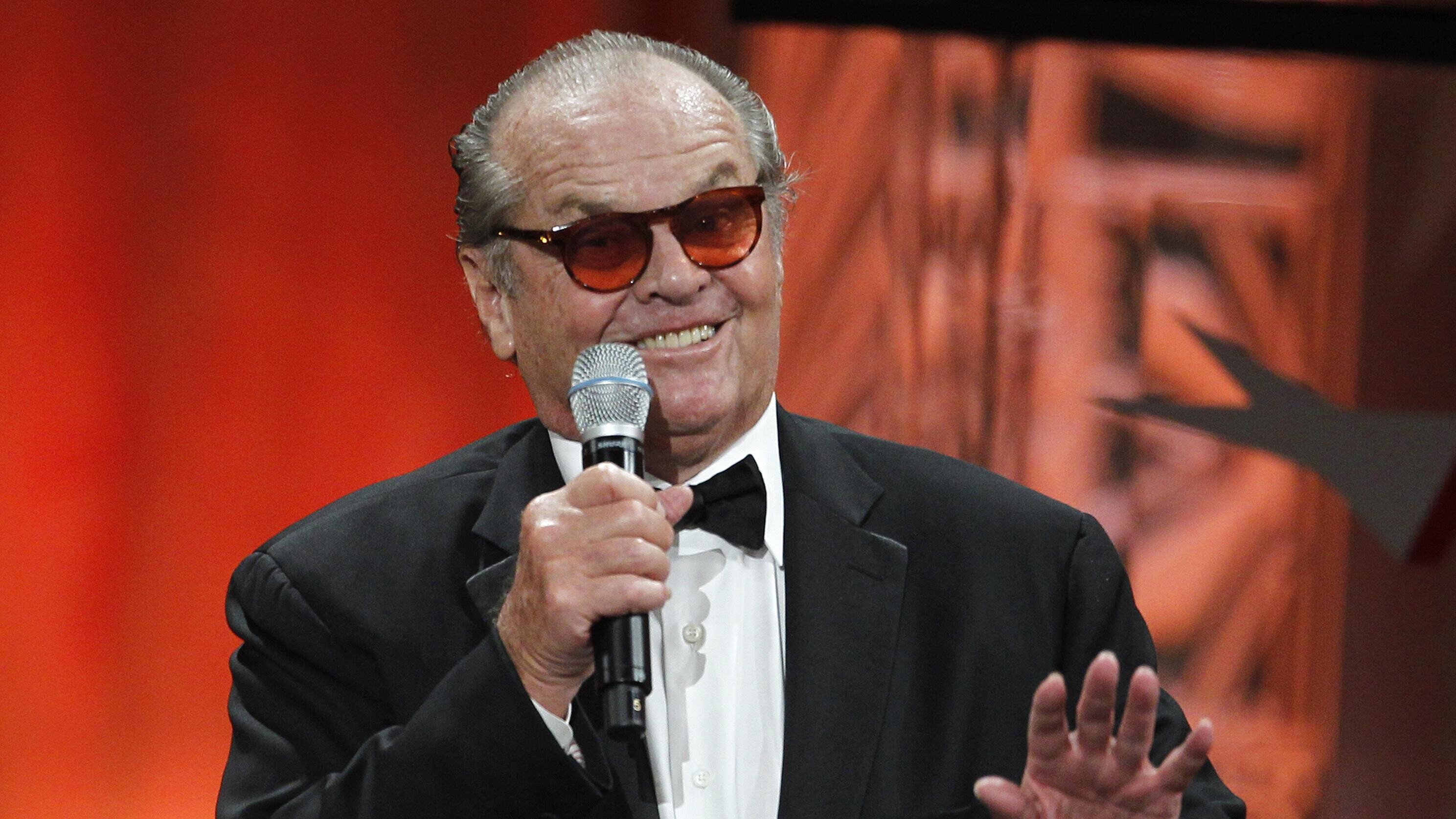 Dropper pensionen: Jack Nicholson gør comeback med tysk oscarhit - DR