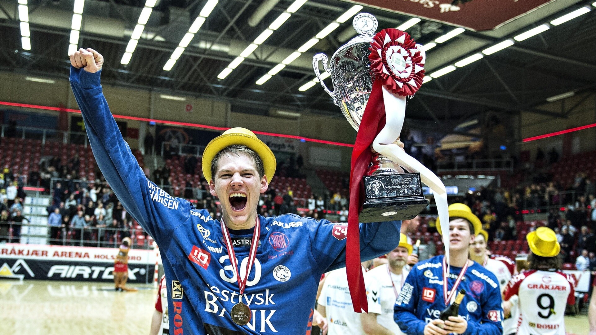 Forrygende Final 4finale TTH Holstebro vandt pokalen Håndbold DR