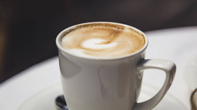 Café latte | opskriften her Mad | DR