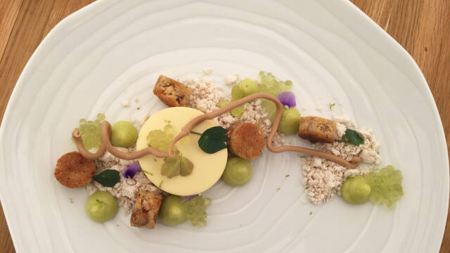 dessert på tallerken