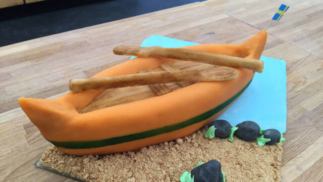 Kage lavet som en kano
