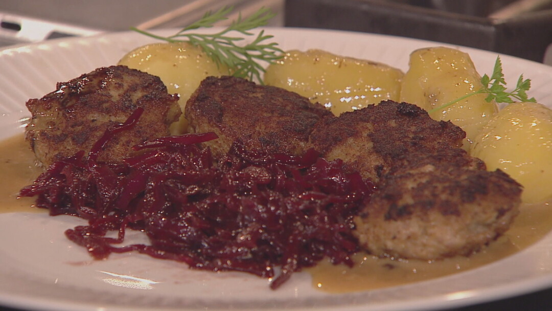 Koteletter I Fad Med Flode Bacon Og Champignoner Fa Opskrift