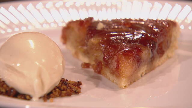 Tarte Tatin Med Calvados Is Fa Brdr Prices Opskrift Her Mad Dr