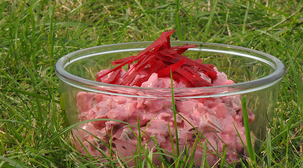 Billede af russisk salat med rødbede