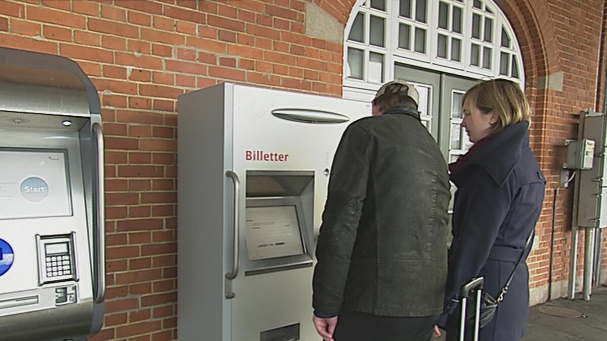 Nytårskrudt får DSB til at lukke billetautomaterne | Indland | DR
