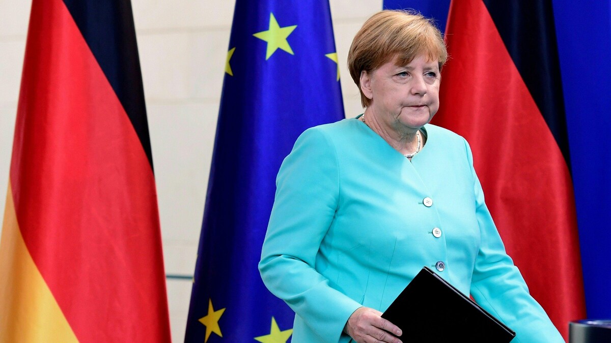 ANALYSE Efter brexit-skælvet: Merkel antyder mere menneskeligt EU ...