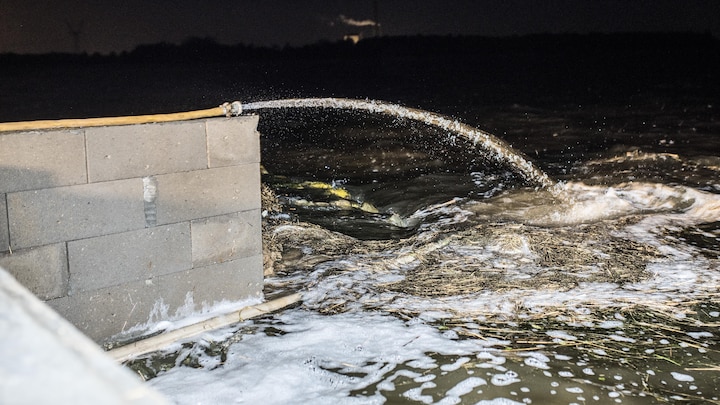 Stormrådet erklærer stormflod flere steder i landet