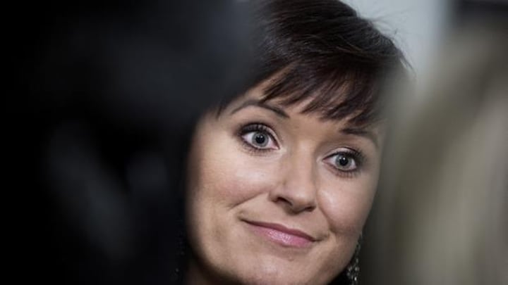 Minister vil lade offentligt ansatte forhandle løn lokalt