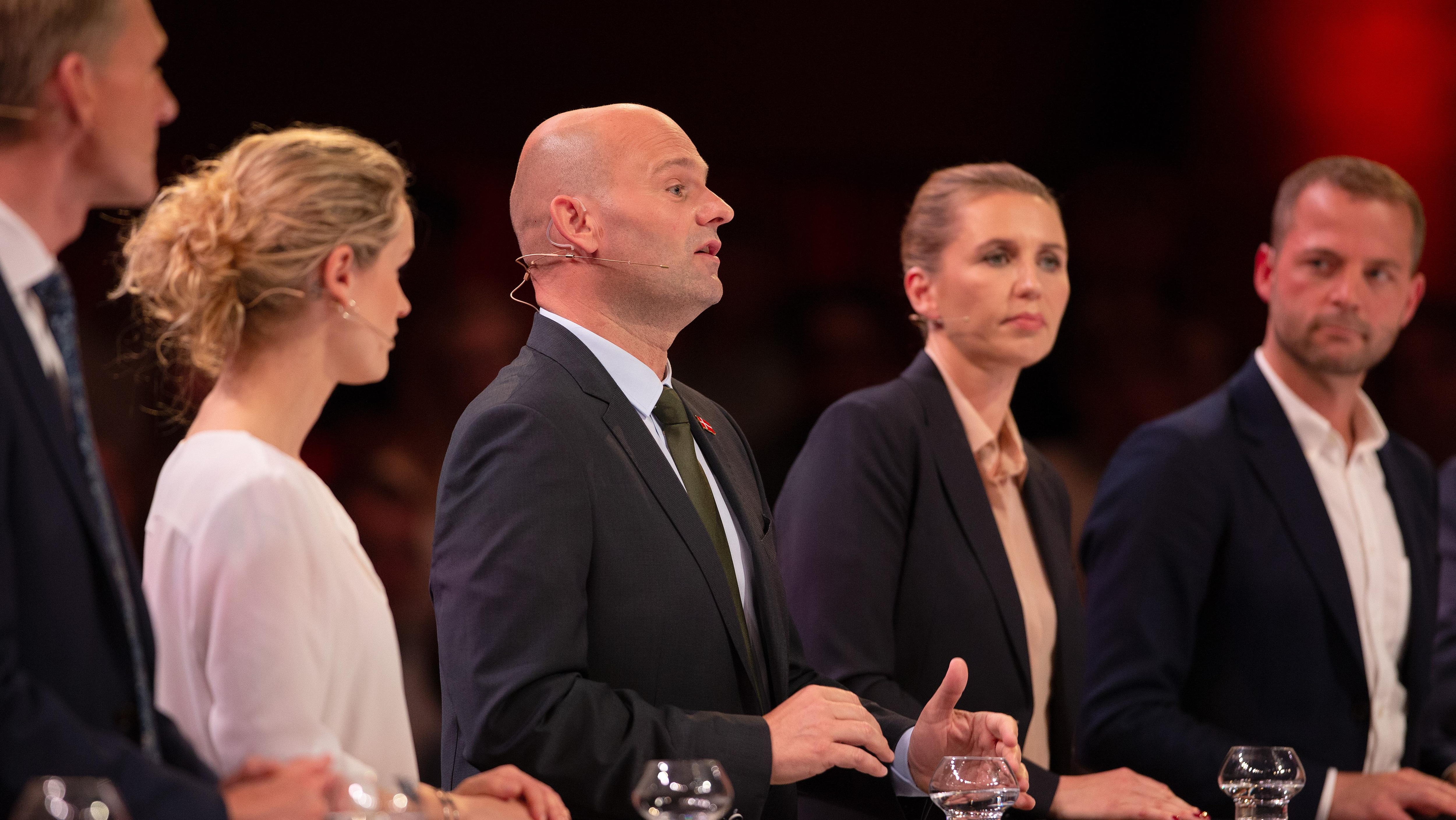DR og TV 2 samler partilederne til corona-debat | Nyt fra DR | DR