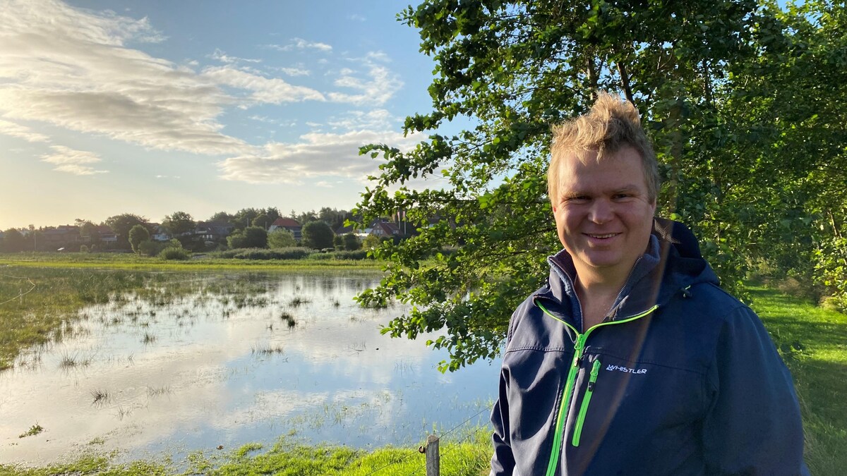 Kristoffer lever på sine vandpumpers nåde mod Gudenåens vandmasser ...