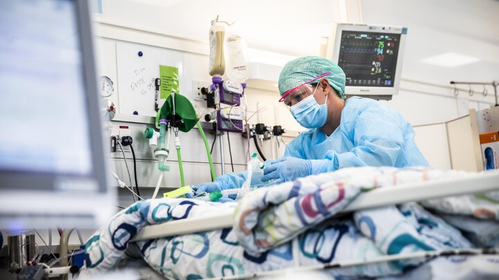 Hospitaler er nødt til at ansætte andre faggrupper i stedet for sygeplejersker 