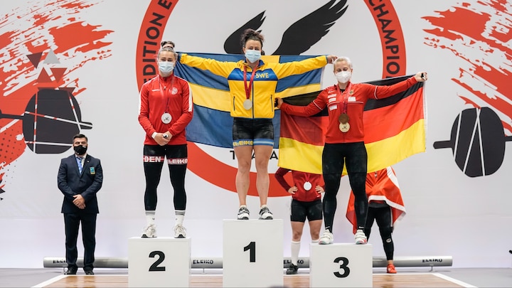Gude-stærke Line tog første vægtløftningsmedalje nogensinde til Danmark ...