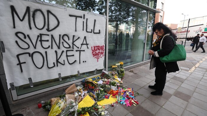Svensk landstræner efter terror: Kommer nok aldrig til at gå ud i ...