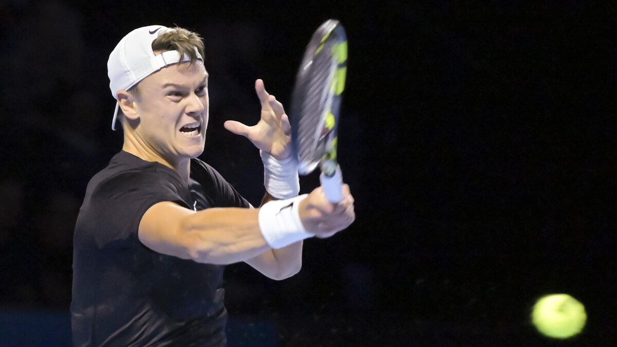 Rune leverer stort comeback og henter tiltrængt sejr | Tennis | DR