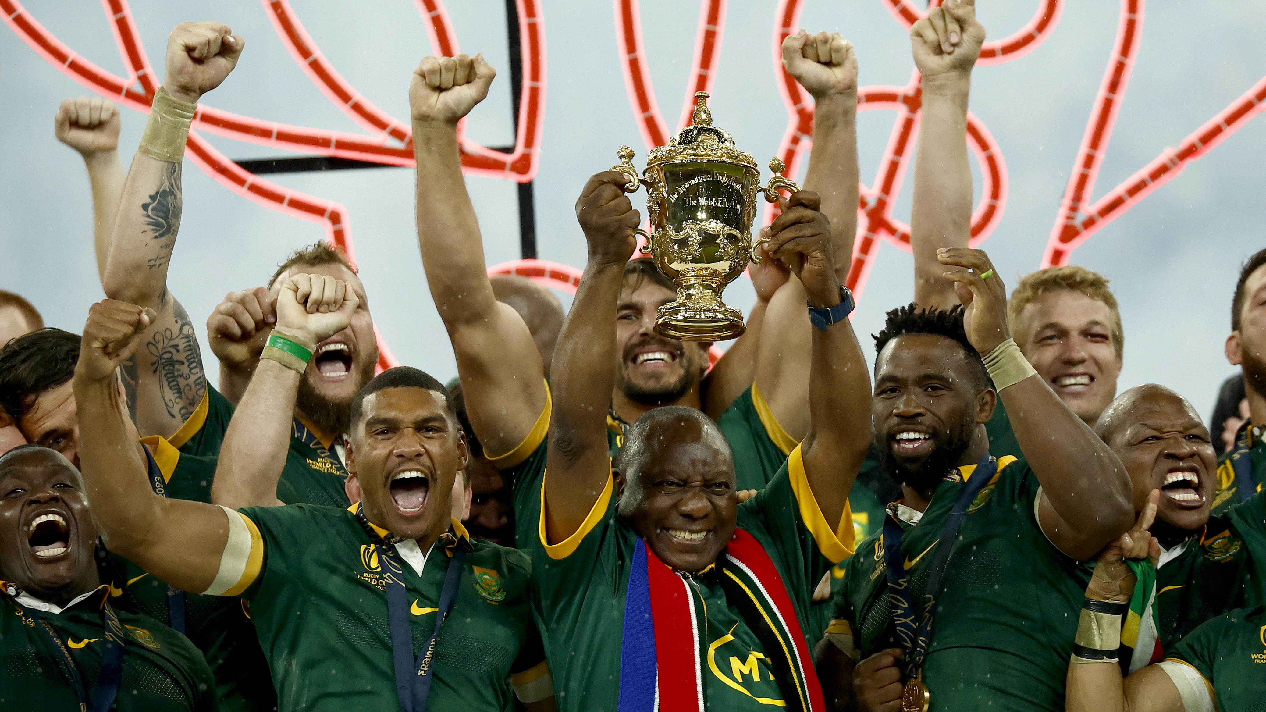 Sydafrika vinder VM-finalen i rugby efter tæt afslutning mod New ...