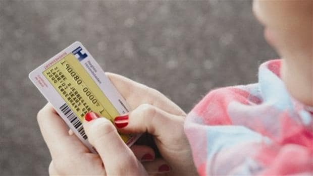 DIN MENING: Skal CPR-numrene afskaffes? | Indland | DR