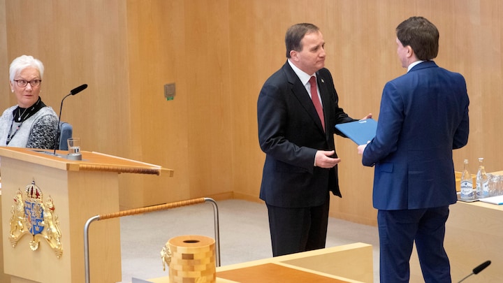 Efter 131 dage: Sverige har fået en statsminister