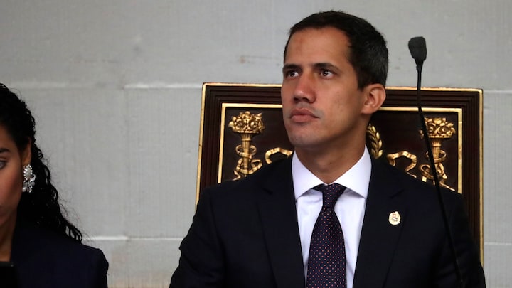 Venezuelas opposition vil give amnesti til militærfolk