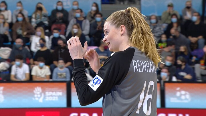 Alletiders, Althea! Dansk målvogter leverer fantomredninger igen og igen