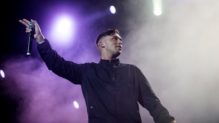 Storhittende dansk rapper udskyder kæmpe koncert på grund af 