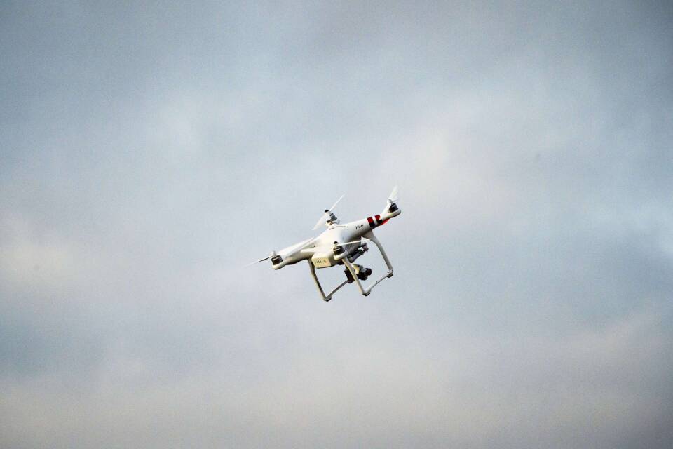 Flyver Ukendte droner flyver over dansk olie- og gasfelt | Ligetil på ...