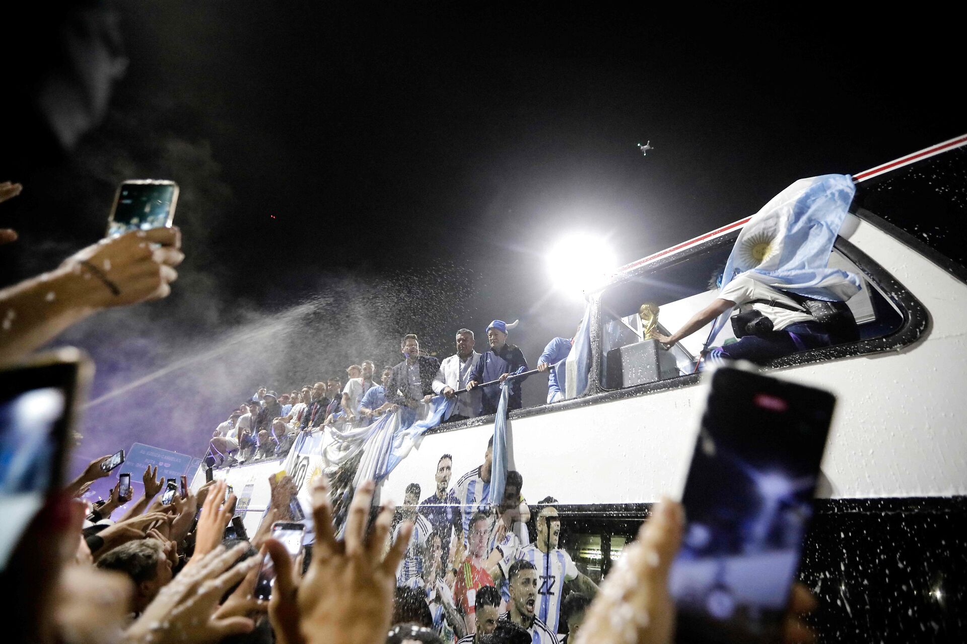 Argentina Fejrer VM helte Med Massiv Gadefest Og Helligdag FIFA VM Argentina Fejrer VM helte Med Massiv Gadefest Og Helligdag FIFA VM