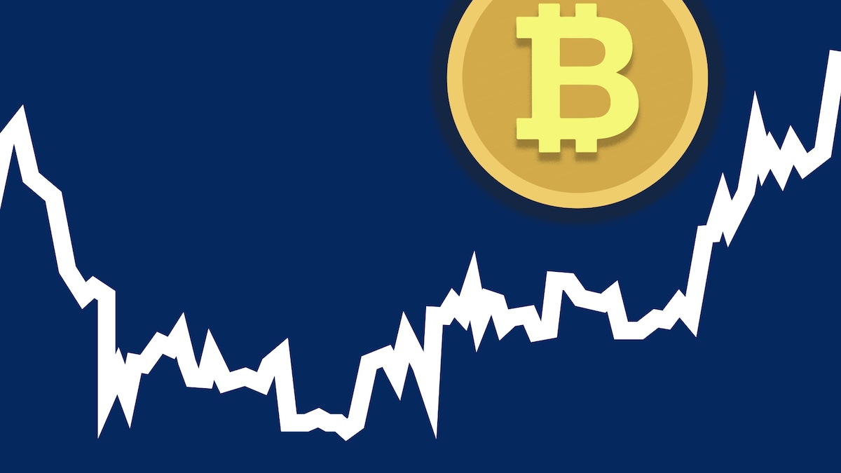 Kryptovaluta stiger til niveau, vi ikke har set i to år: Bitcoin når værdi  på 360.000 kroner | Penge | DR