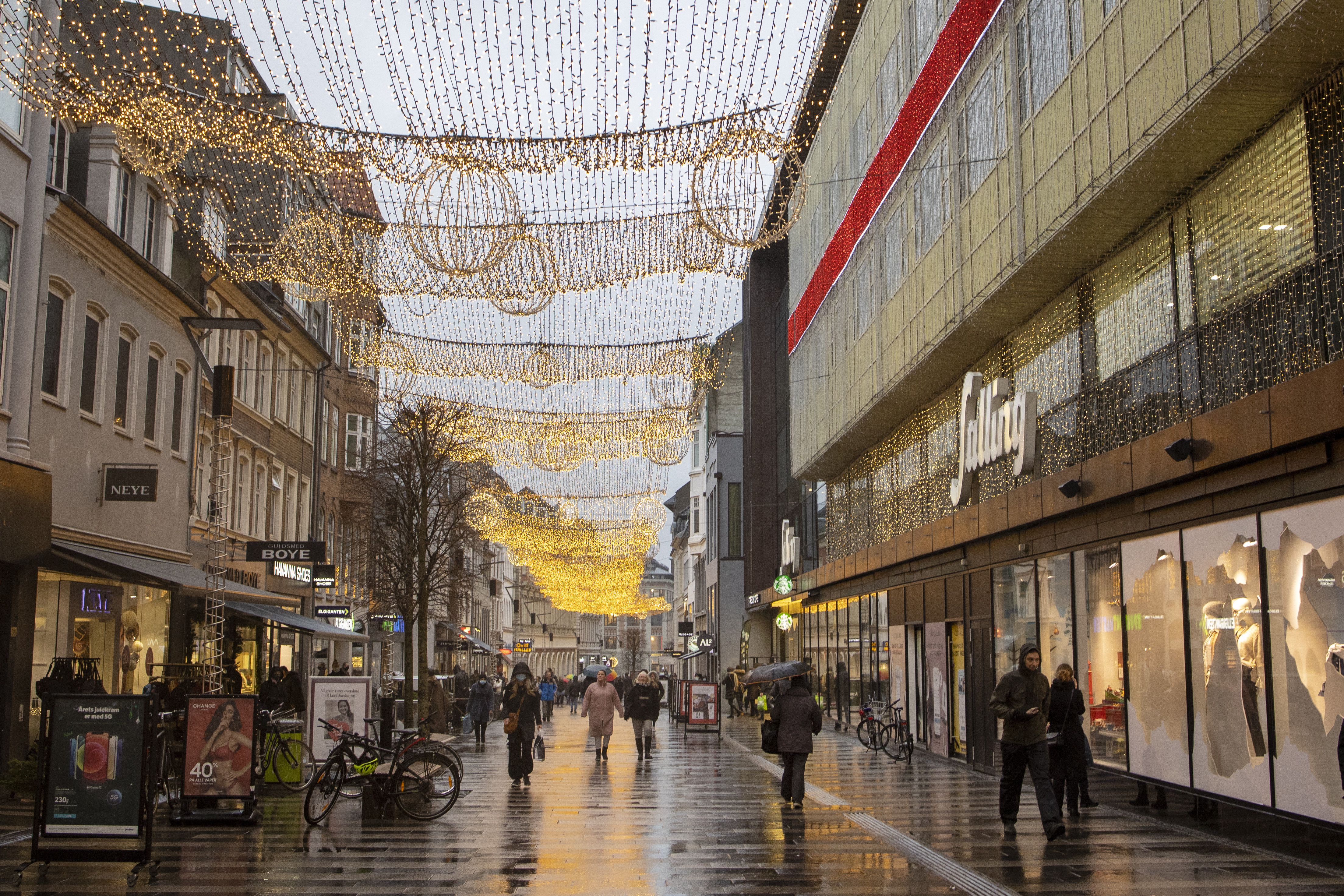 20 år med stjernehimmel over Strøget i Aarhus: Nu er det slut | Nyheder ...