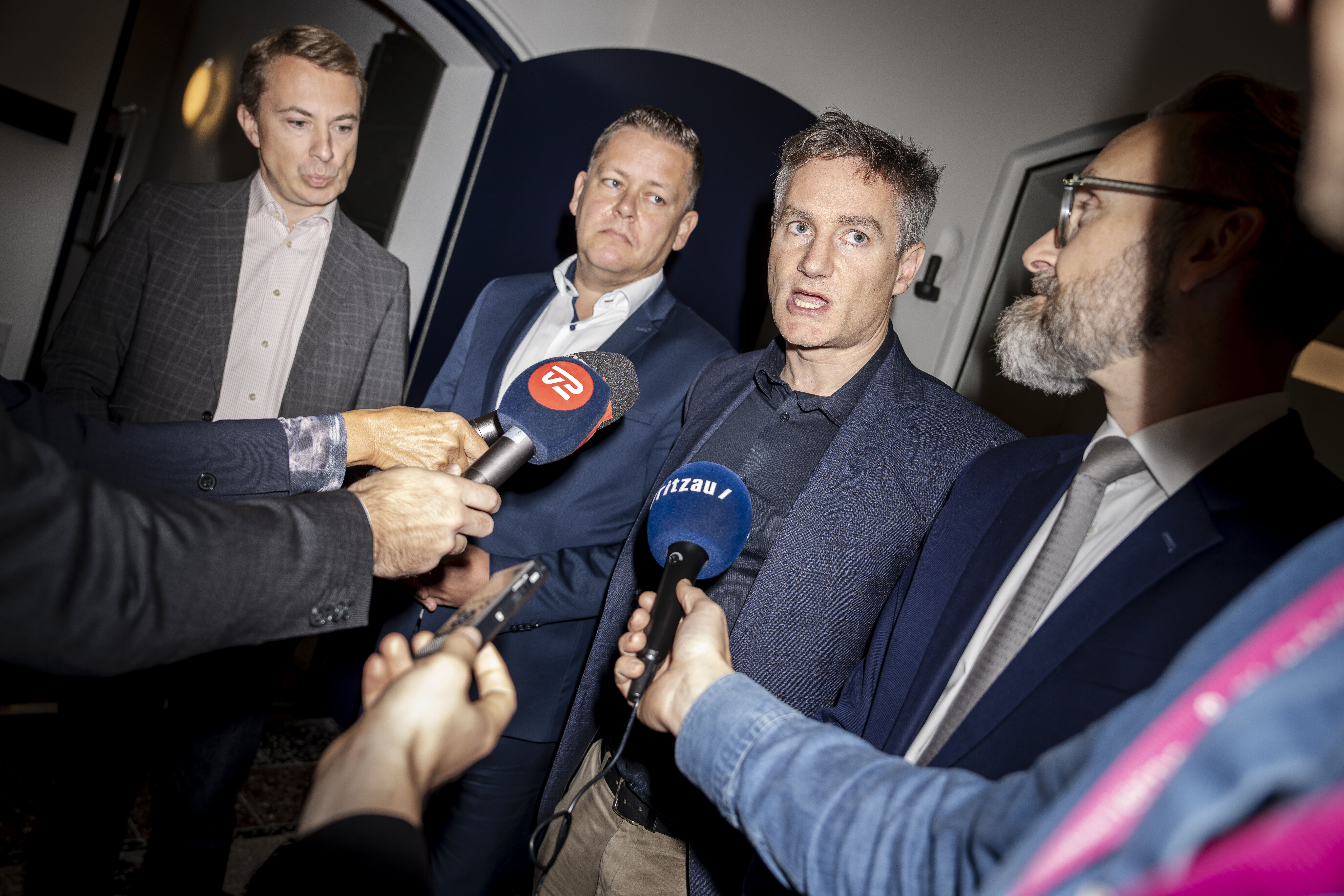 Blå partier møder igen op i fælles front: Skal sende signal til Venstre ...