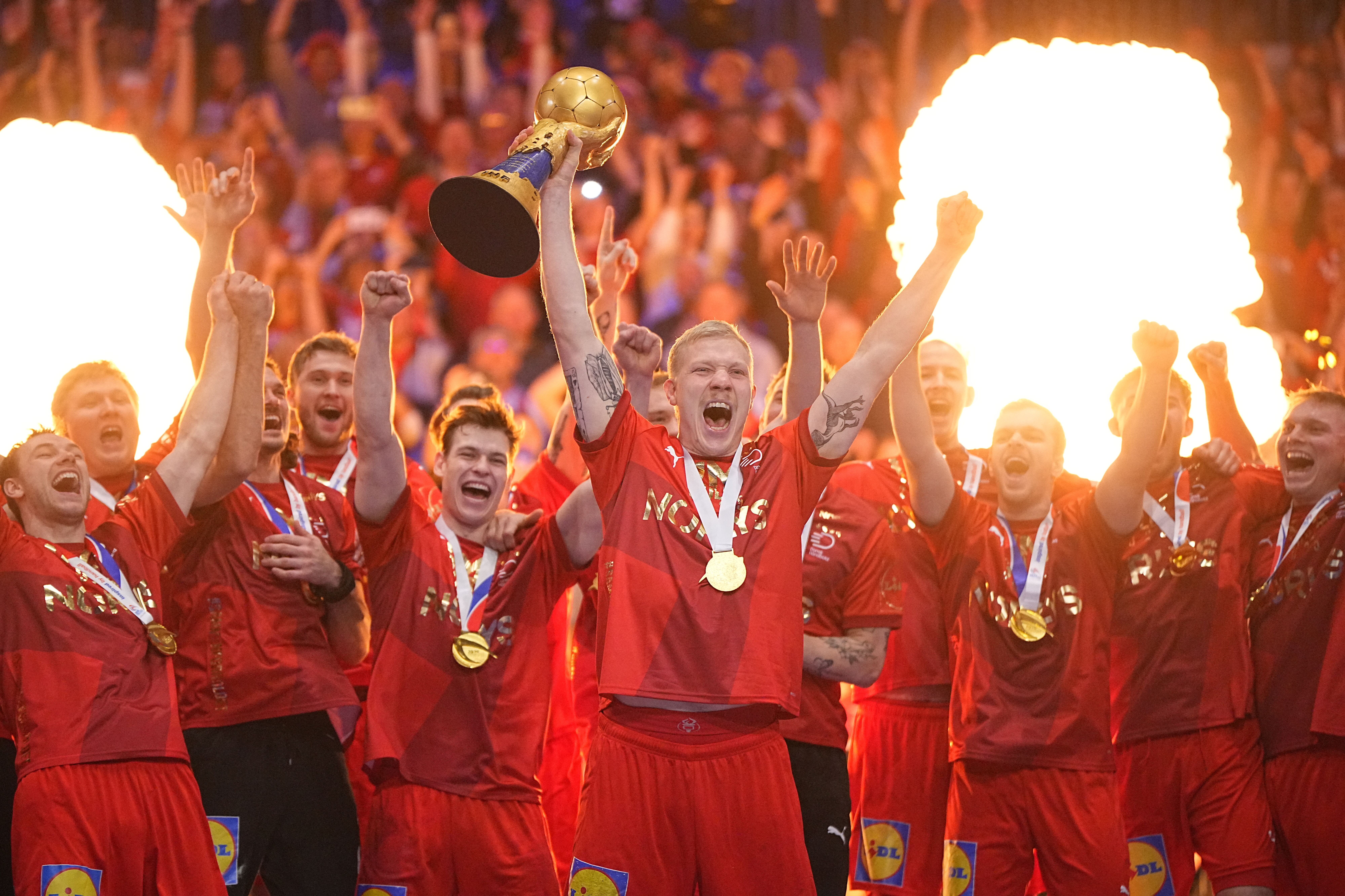 LIVE Danmark Vinder VM guld F lg Fejringen Her VM I H ndbold DR live-danmark-vinder-vm-guld-f-lg-fejringen-her-vm-i-h-ndbold-dr
