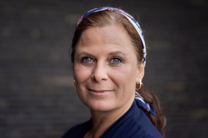 Sex på film er slet ikke som i virkeligheden – men Camilla skal få det til  at ligne | Det bedste fra DR | DR