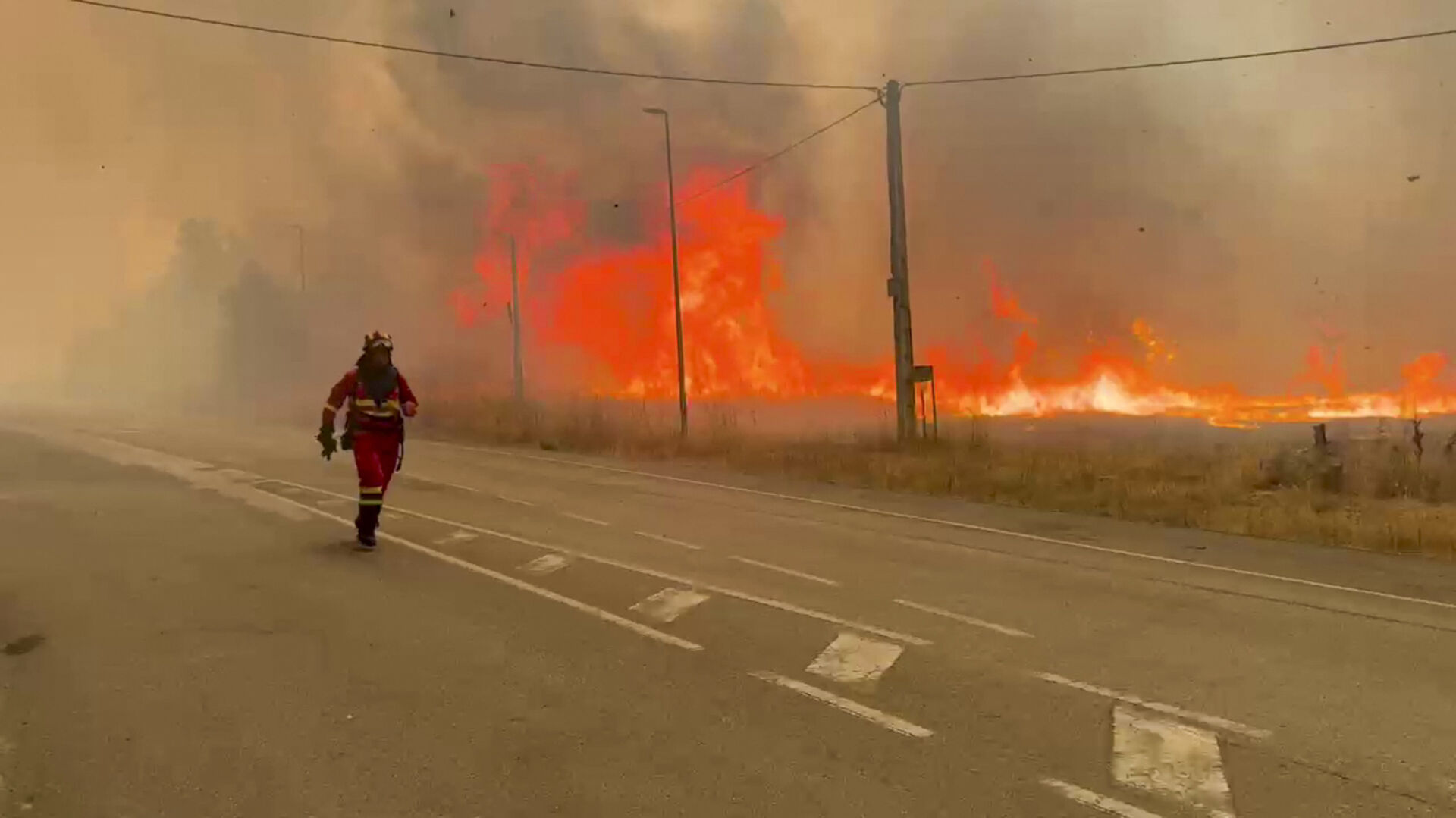 Ekstrem Varme og Ildstorme: Spanien i Klemme af Naturbrande