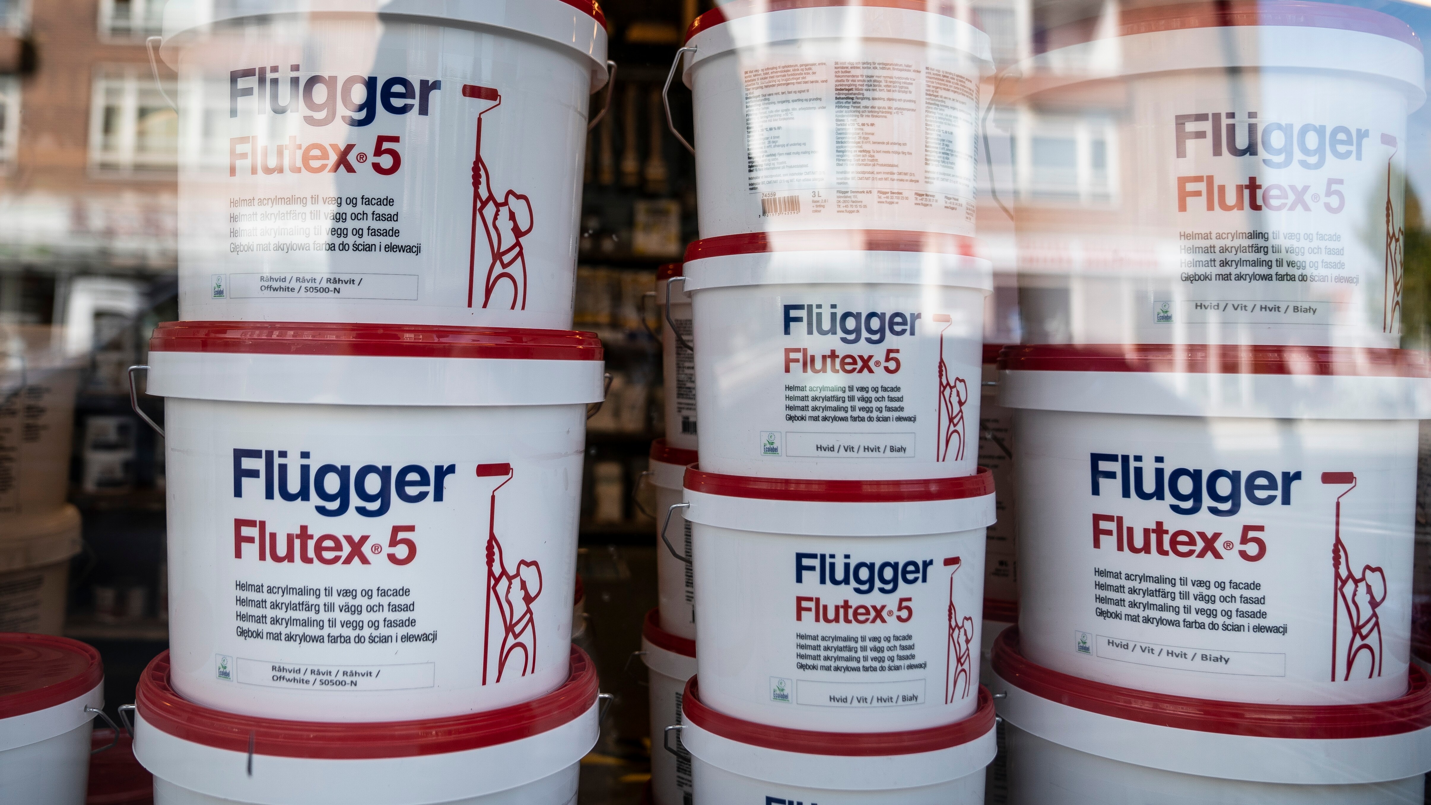 Flügger i Alvorlig Sanktionssag: Føler Sig 'Ført Bag Lyset' – Hvad Betyder Det for Forbrugerne?
