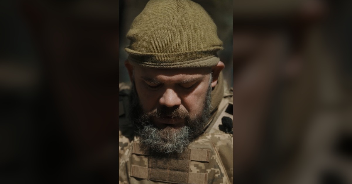 Украинский десантник Влад не может принять решения других мужчин о бегстве от войны
