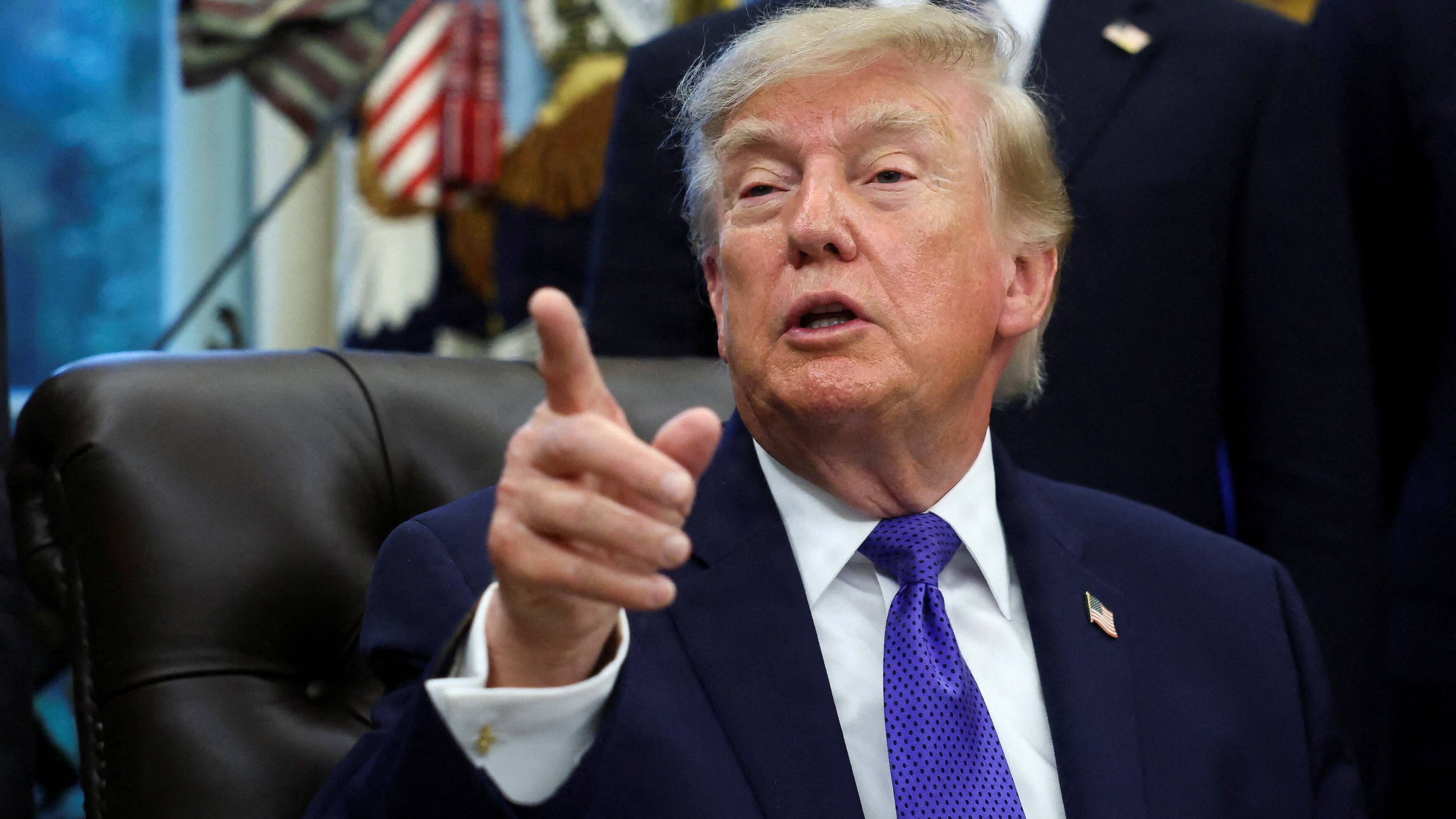 Dommer sætter stopper for skatteyderbetalte Trump-reklamer