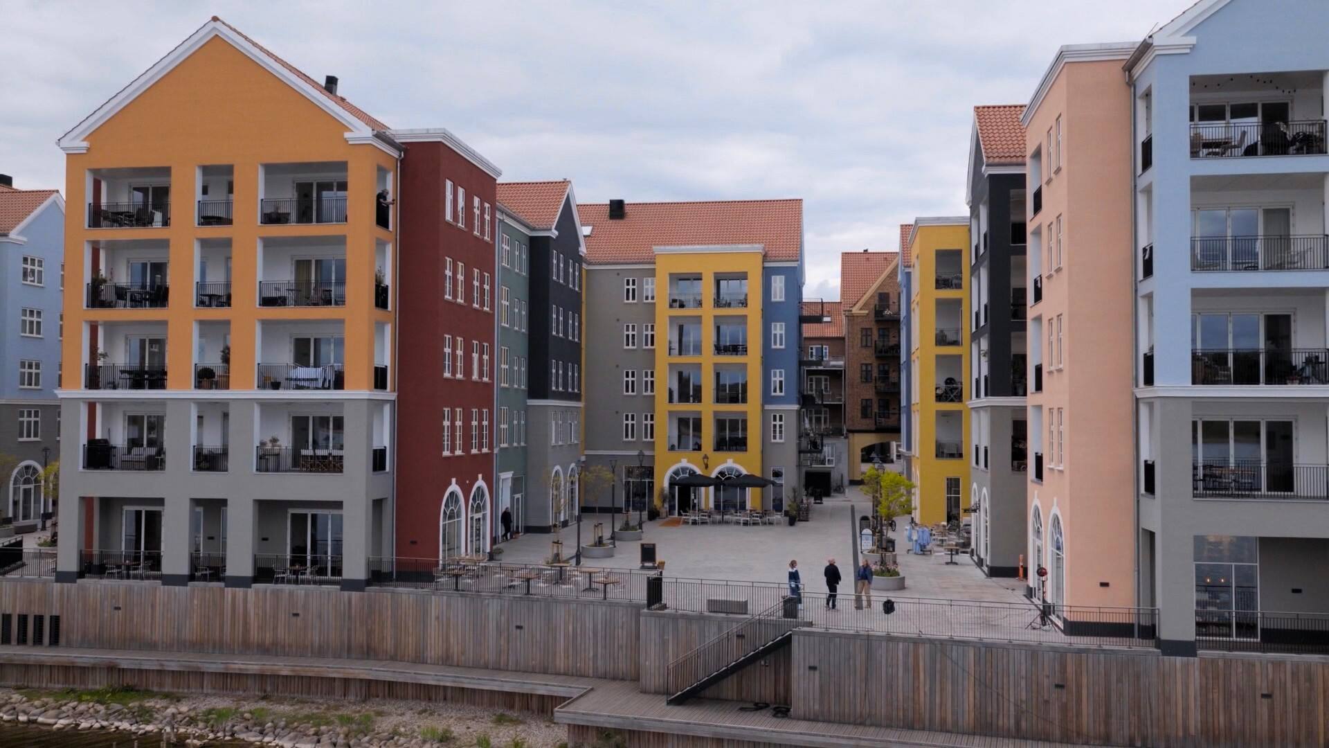 'Vi er meget mere åbne over for moderne arkitektur i trygge tider': Så i Skanderborg får de det til at se gammelt ud