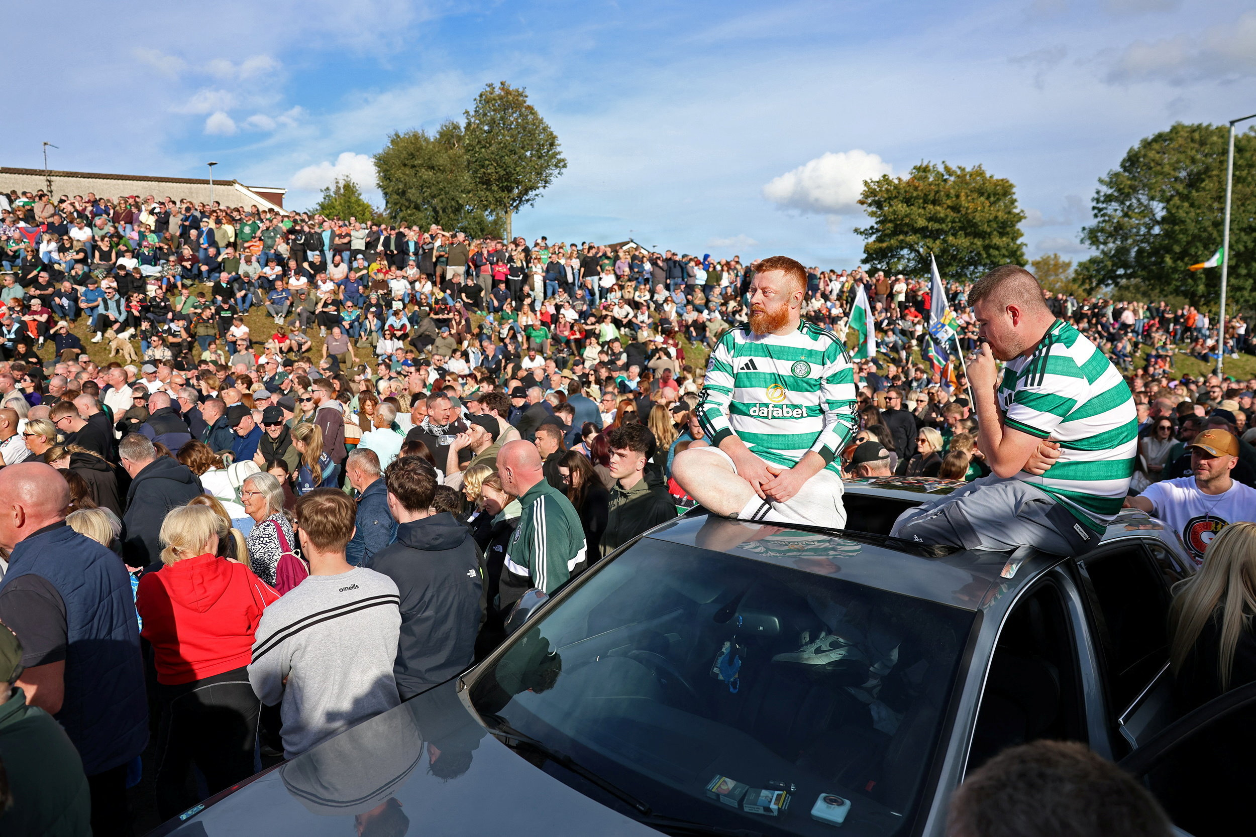 Fortsatte demonstrationer i nordirsk by