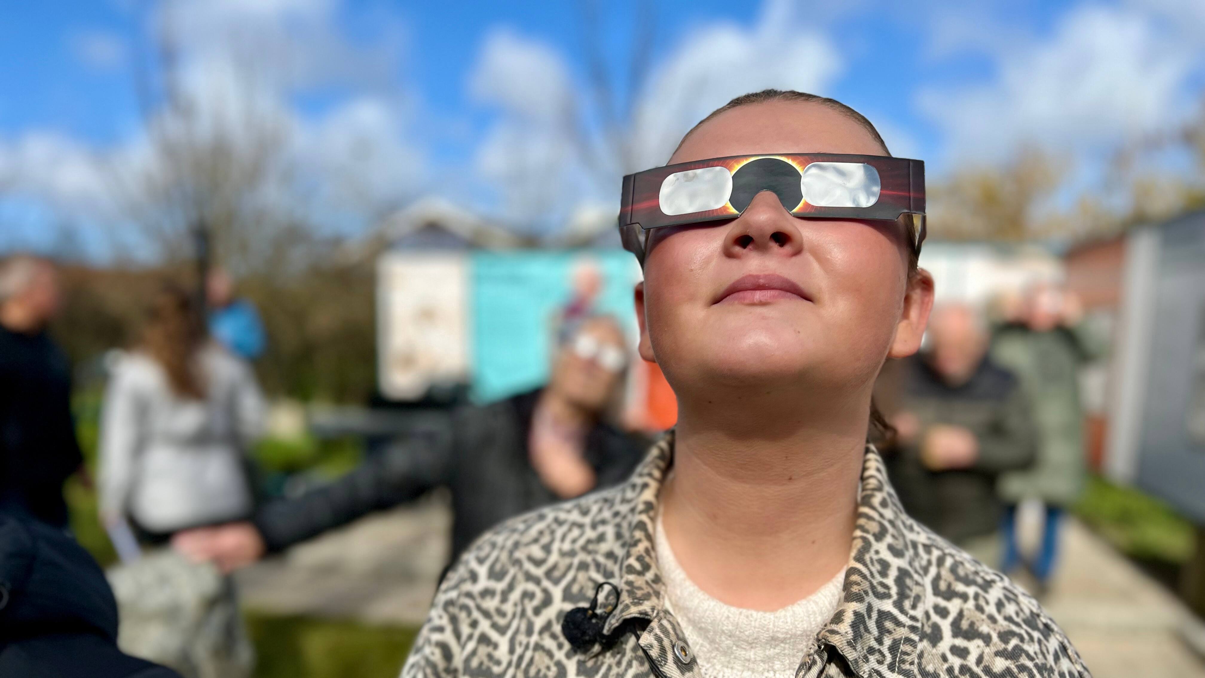 Månen tager en bid af Solen: Gør dig klar til solformørkelsen