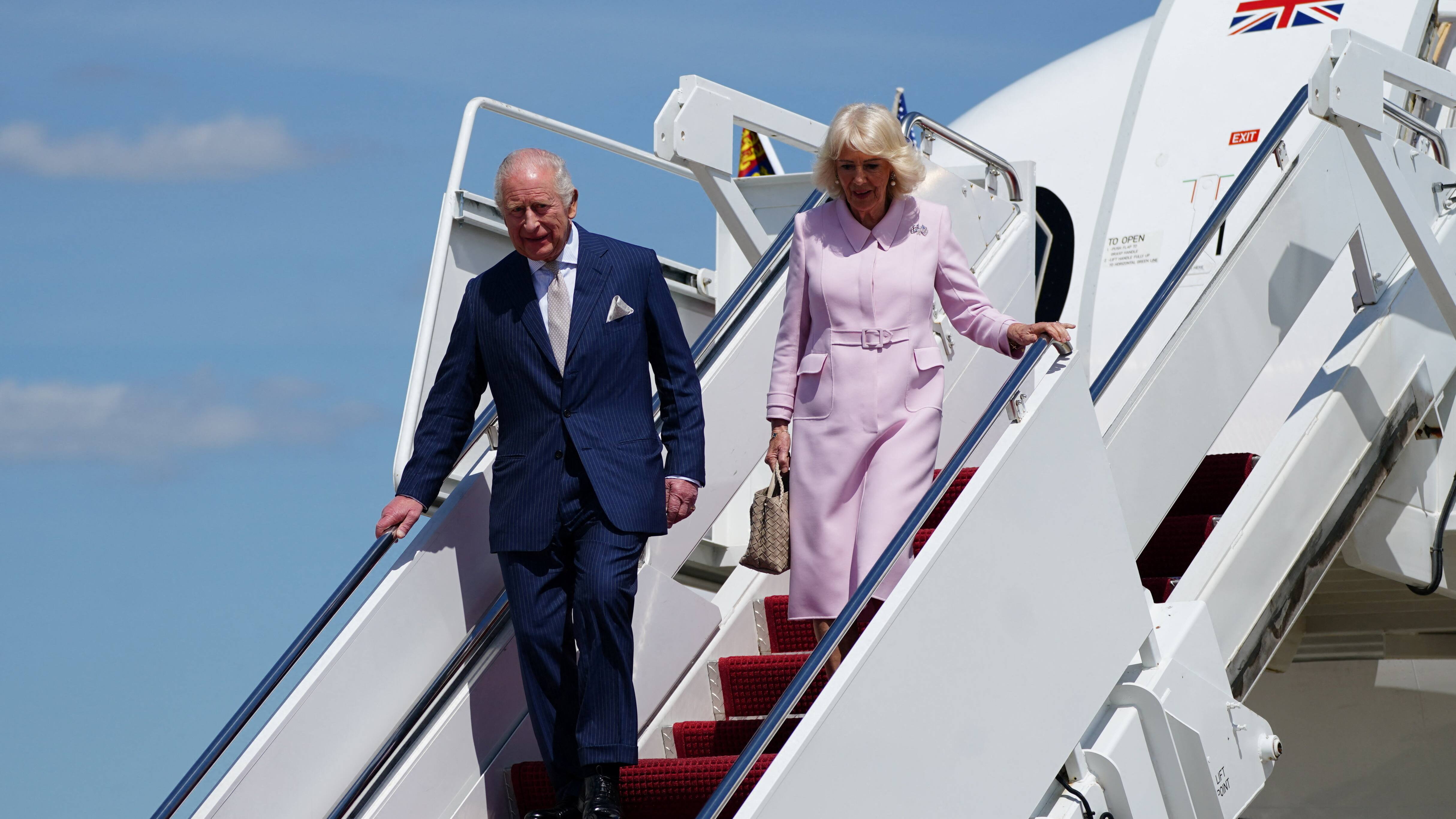 Kong Charles og dronning Camilla er ankommet til USA