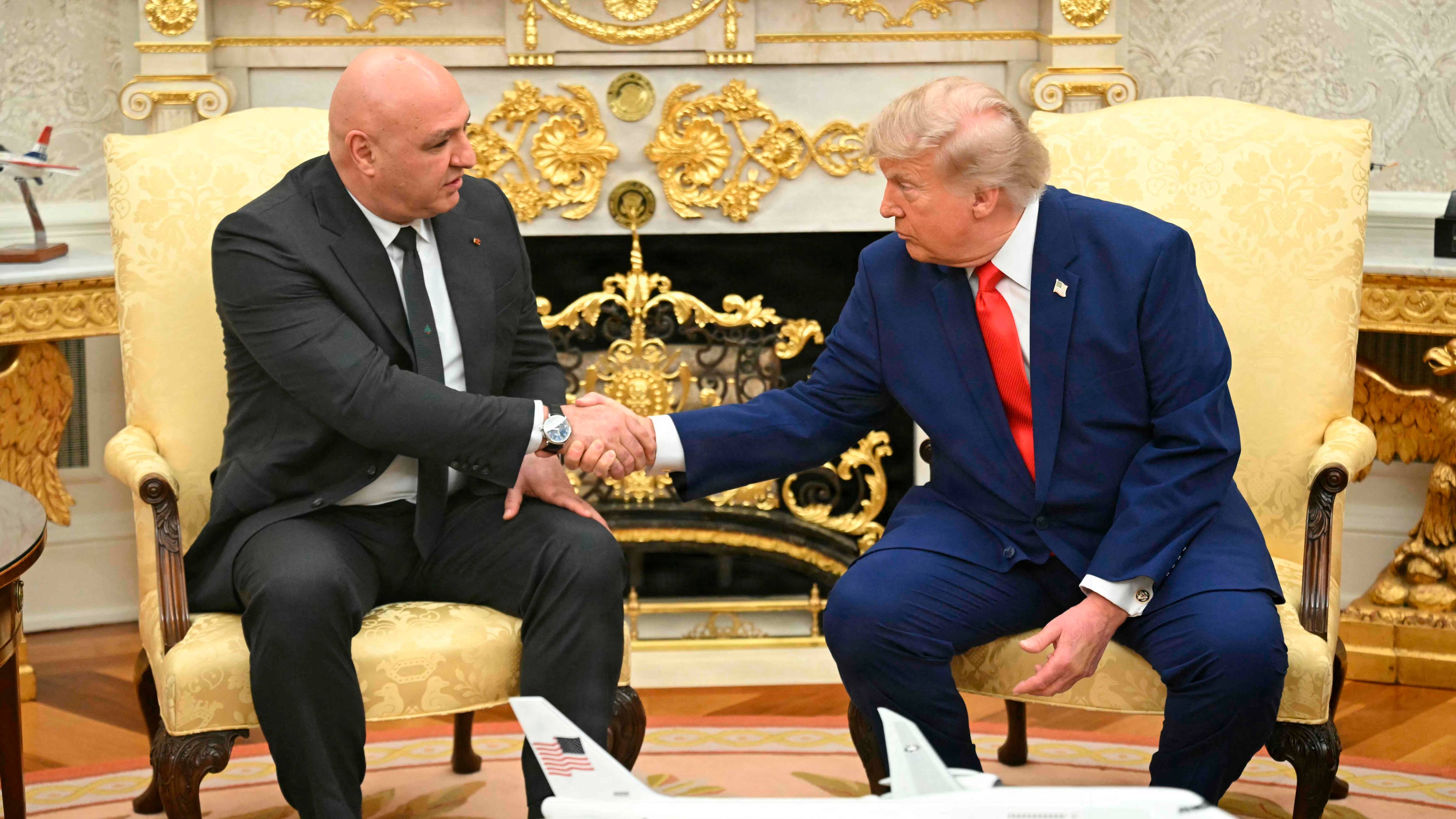 Trump lover Libanon støtte