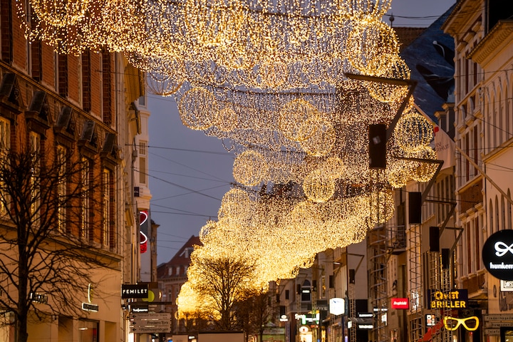 Tusindvis af julelys tændes i dag - i Aarhus er juleglæden ekstra stor ...
