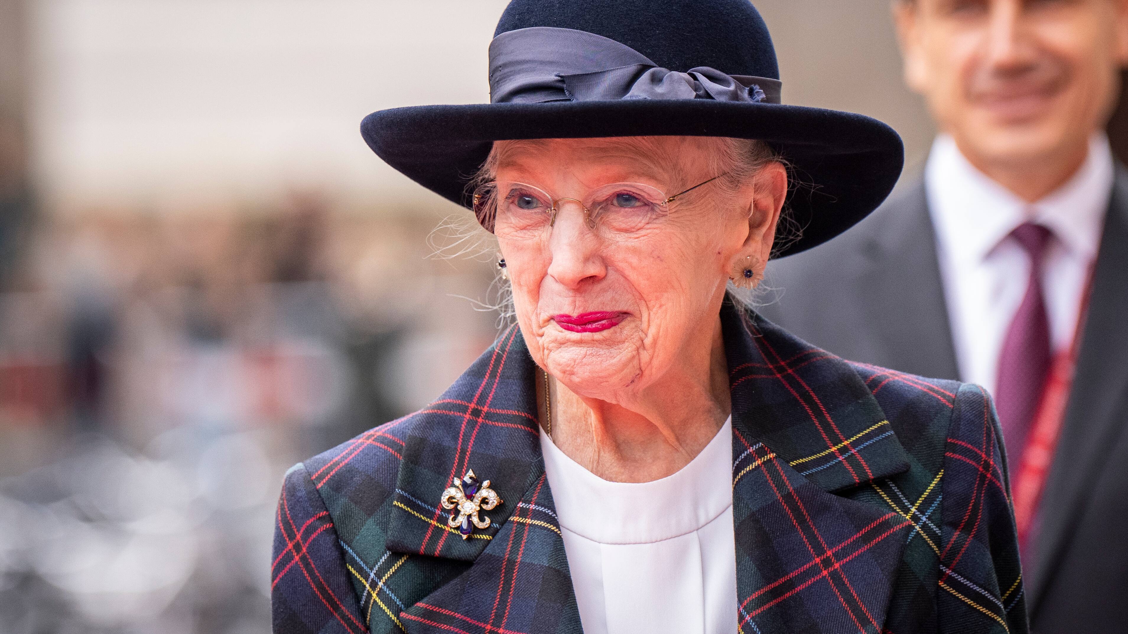Dronning Margrethe er blevet udskrevet