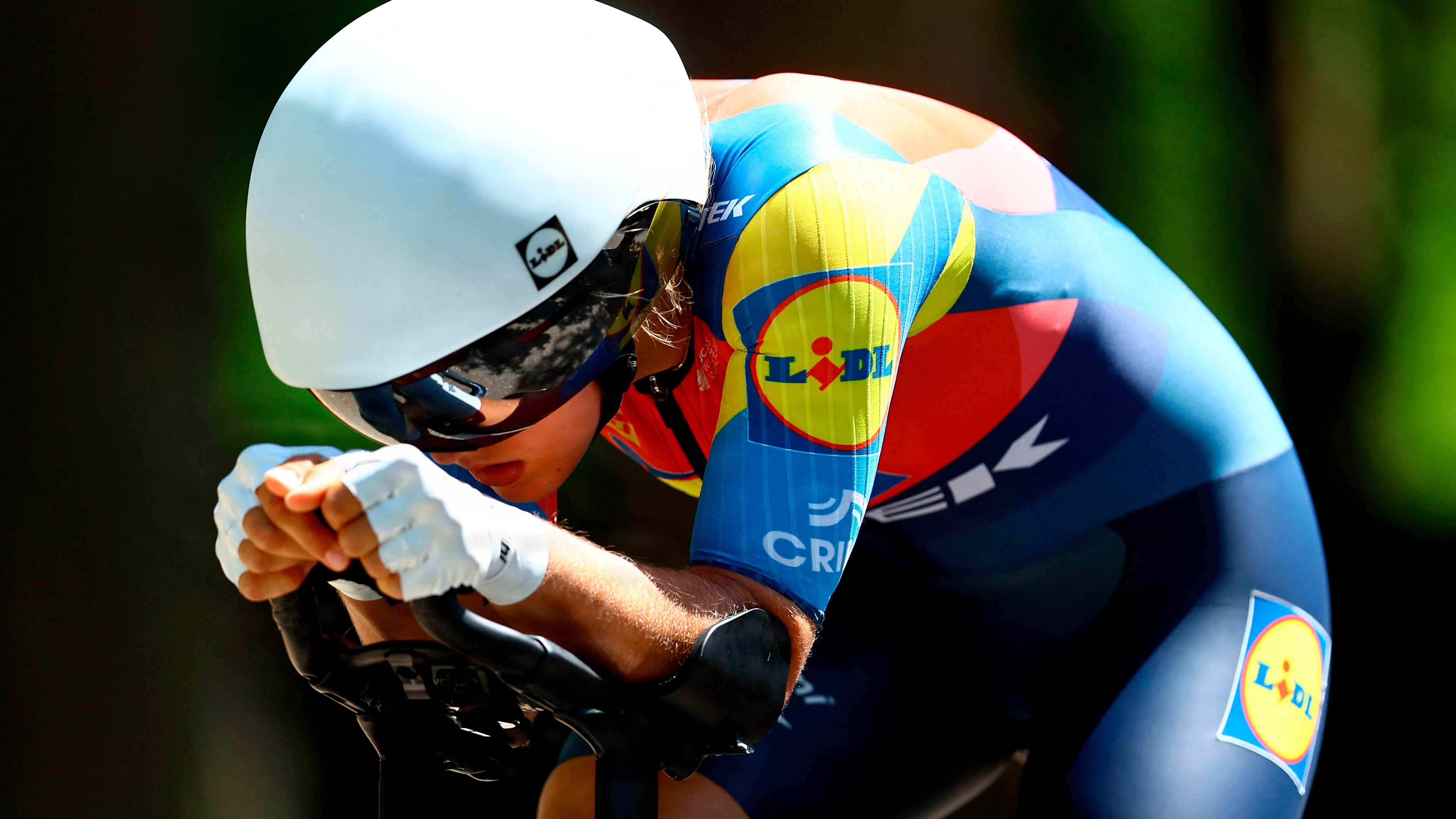 Tour-ryttere advares efter anklager om snyd med sports-bh'er