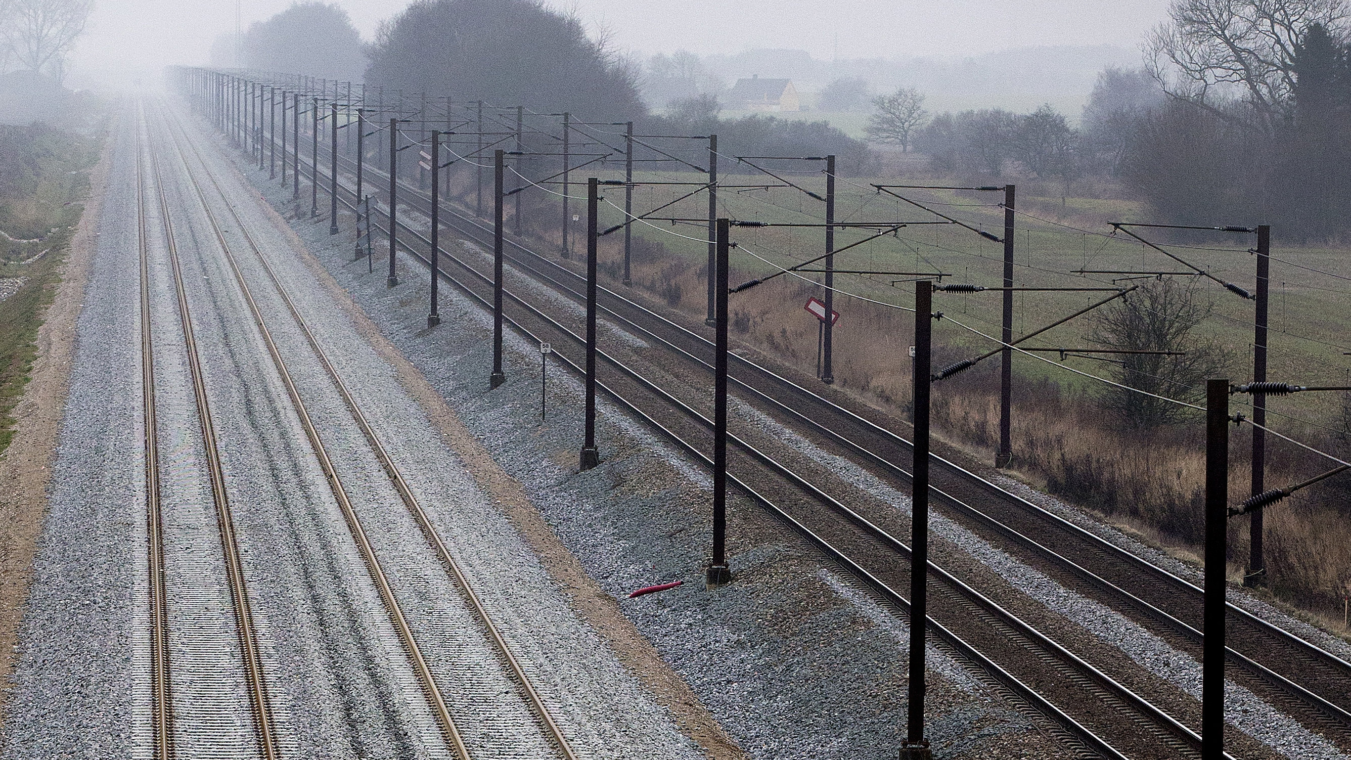 Que Rails Lack of freight trains cause rails to crack - UK Prototype Discussions ...