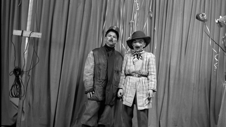 Se billederne: DR har klædt sig ud og fejret fastelavn i snart 100 år