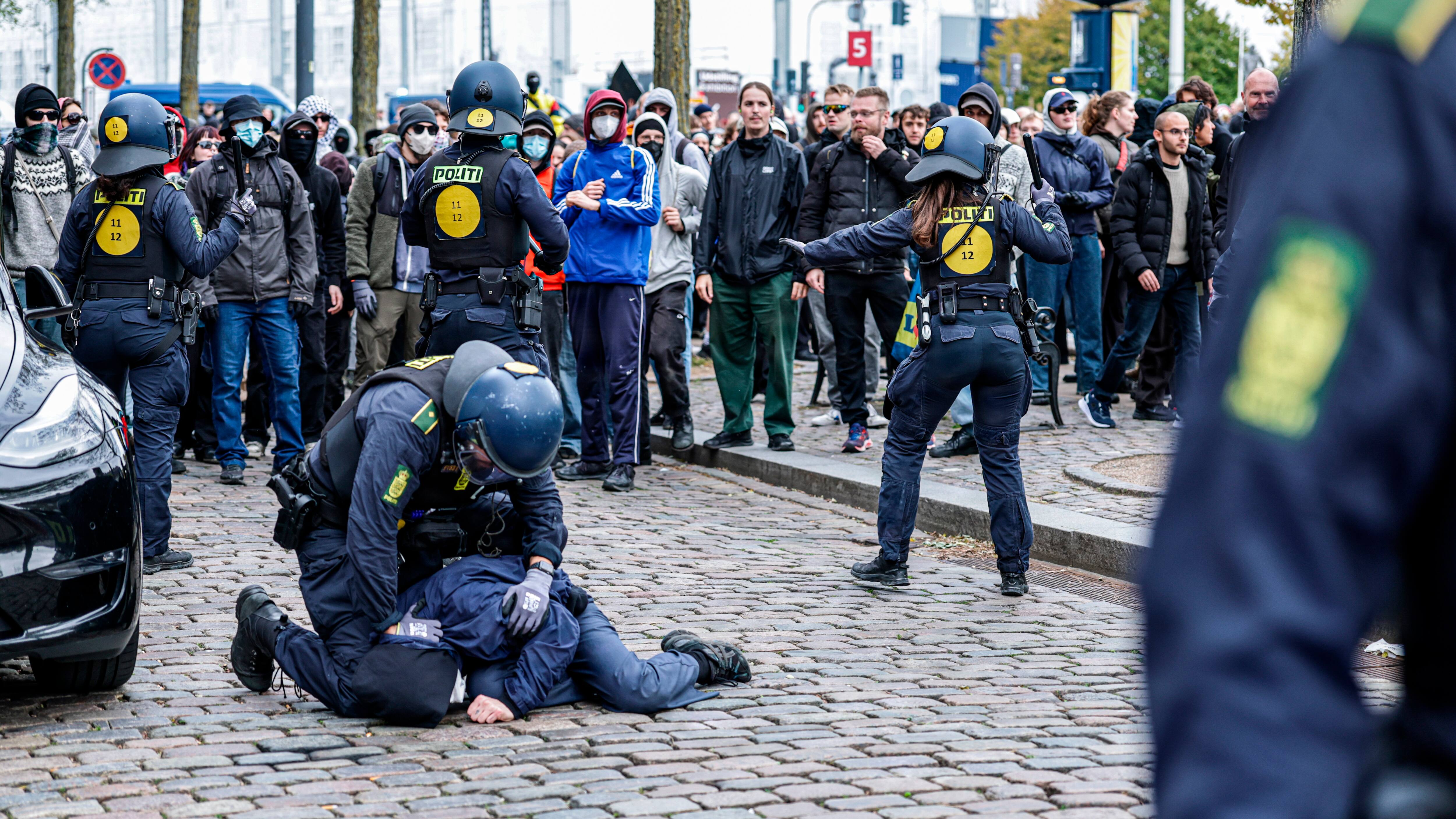 Københavns Politi beder DUP om at undersøge slag mod fotografer