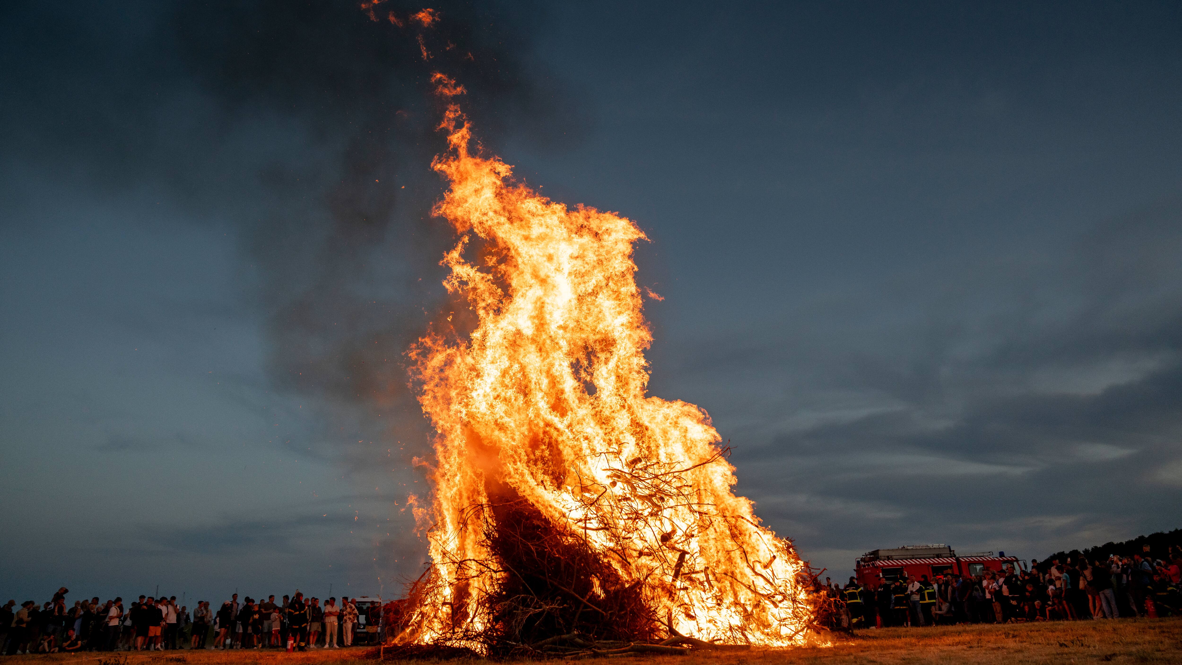Skal du til Sankt Hans? Se, hvor varmt det bliver hos dig