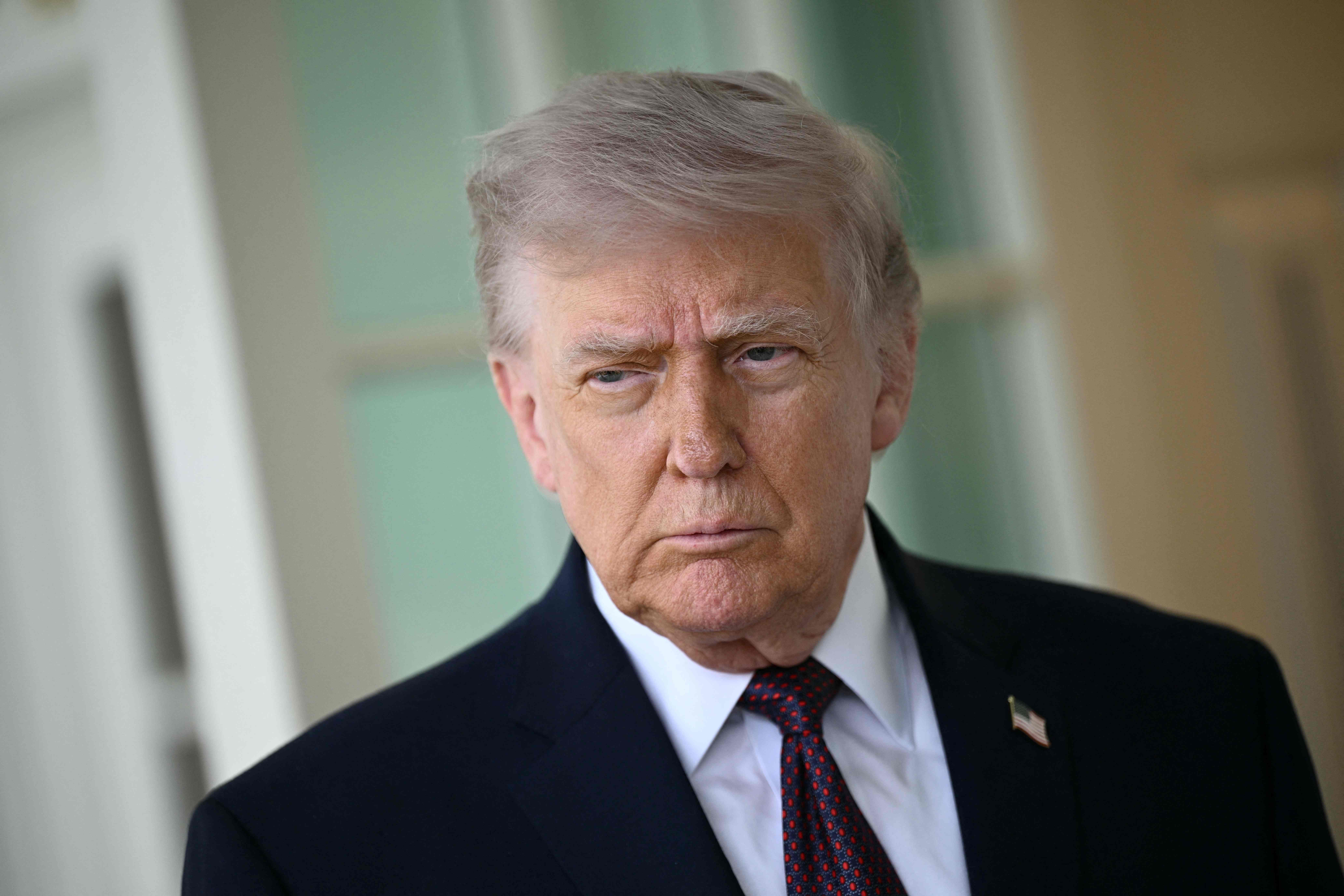 Trump udelukker flere medier fra Det Hvide Hus