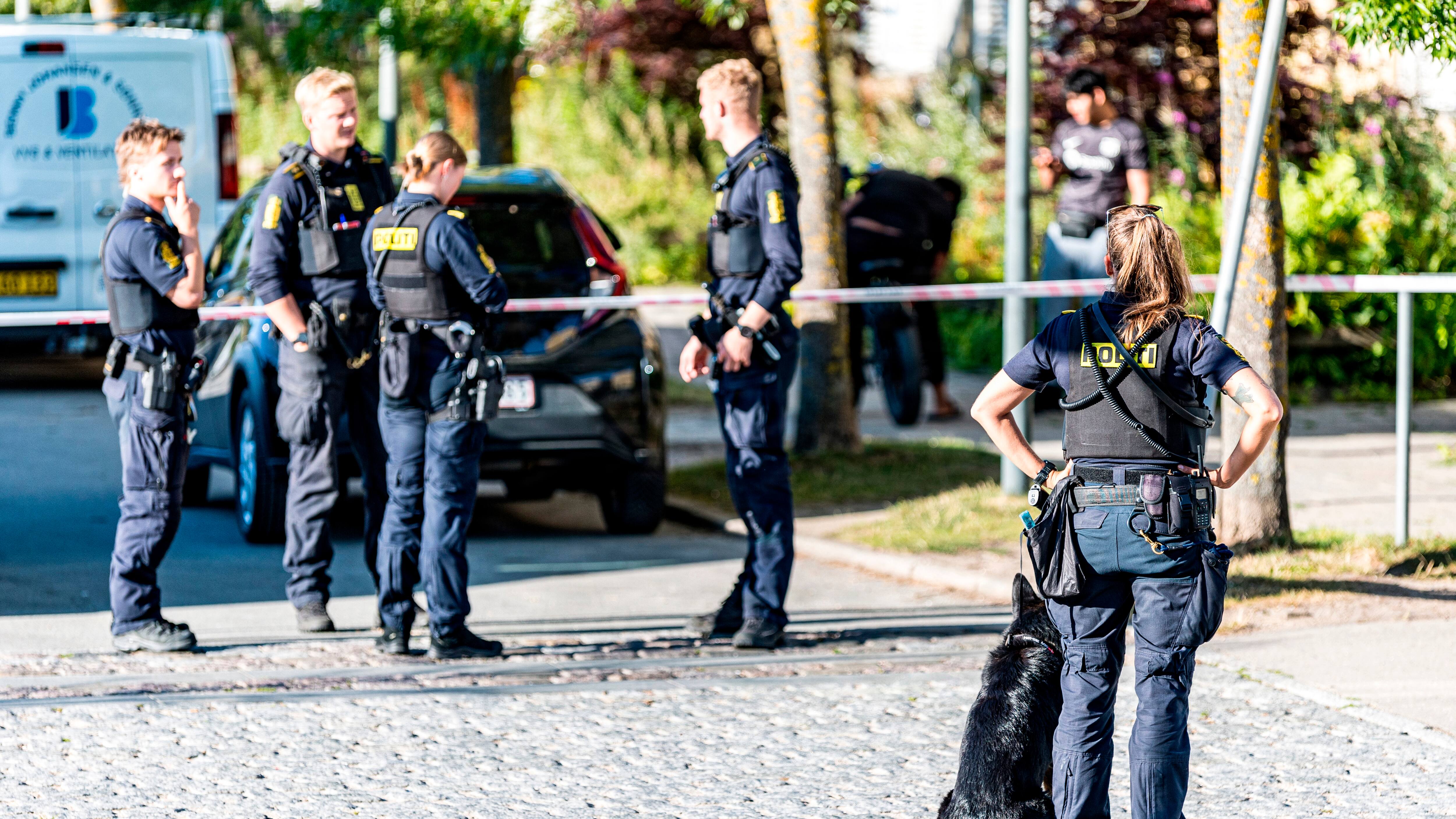 Politiet har afgivet skud mod en bil i Tingbjerg